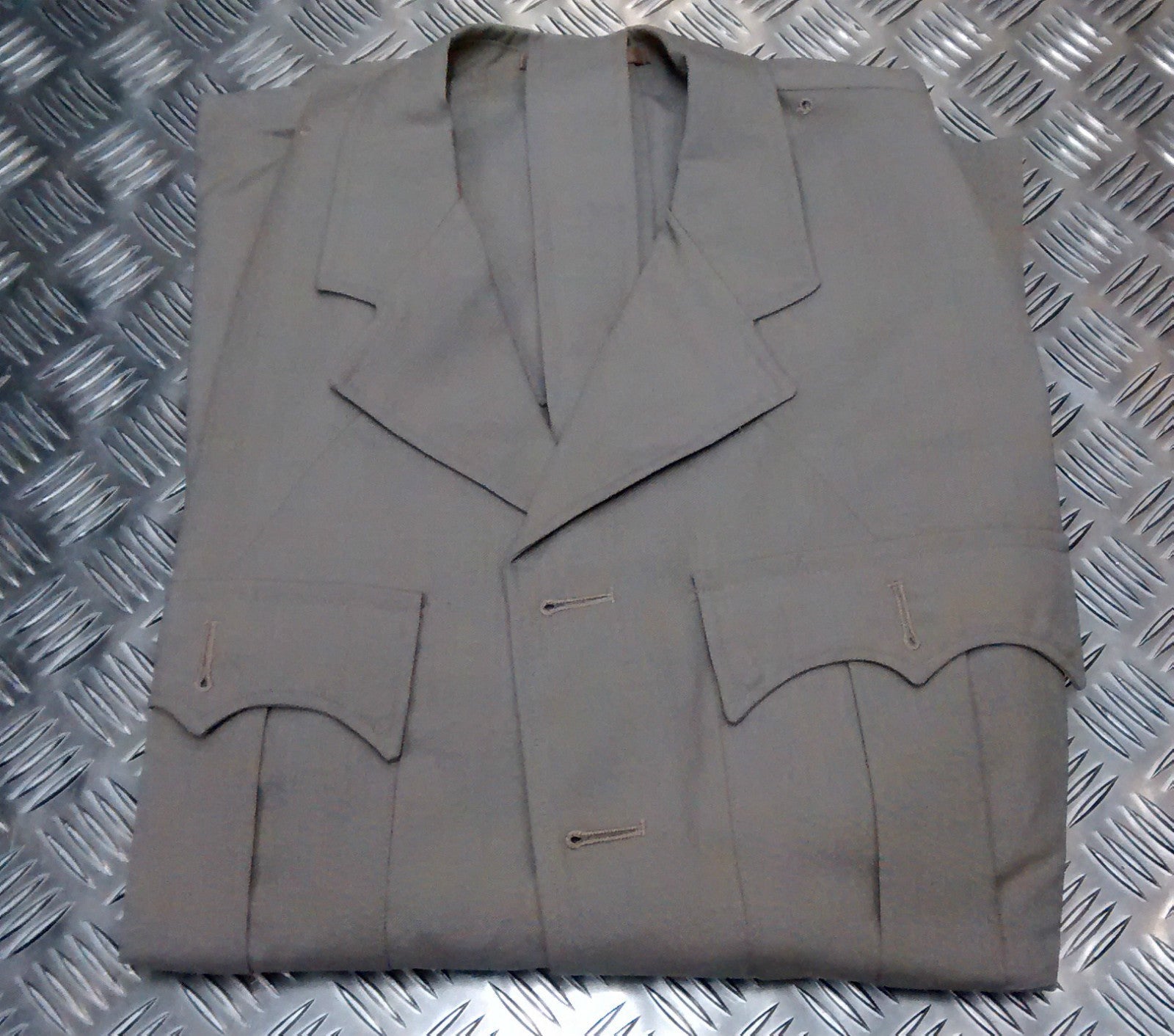 RAF No6 Jacket Dress Royal Air Force Safari Type Warm and Temperate Weather No Buttons