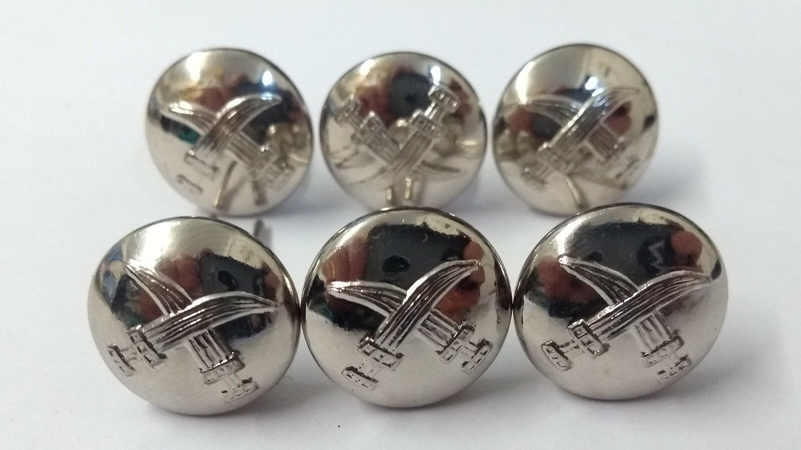 Genuine British Made Bahrain Obsolete Insignia Chrome Prong Buttons X10 ASBT234