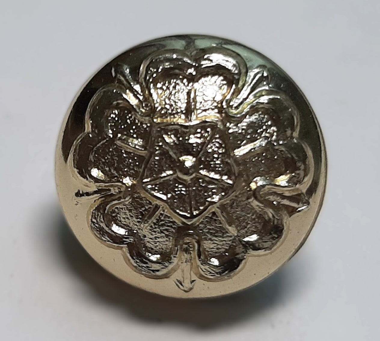 Queens Lancashire Regiment Ring Back Buttons No2 British Army QLR Insignia O/R