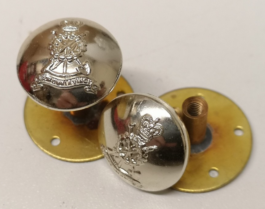 Royal Pioneer Corps Insignia "Labor Omnia Vincit" Screw Base Buttons 30L