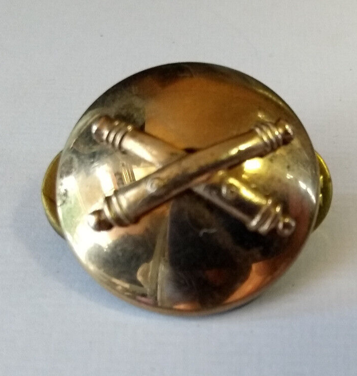 US Enlisted Man's Artillery Collar Dog / Domed / Snap pin backing