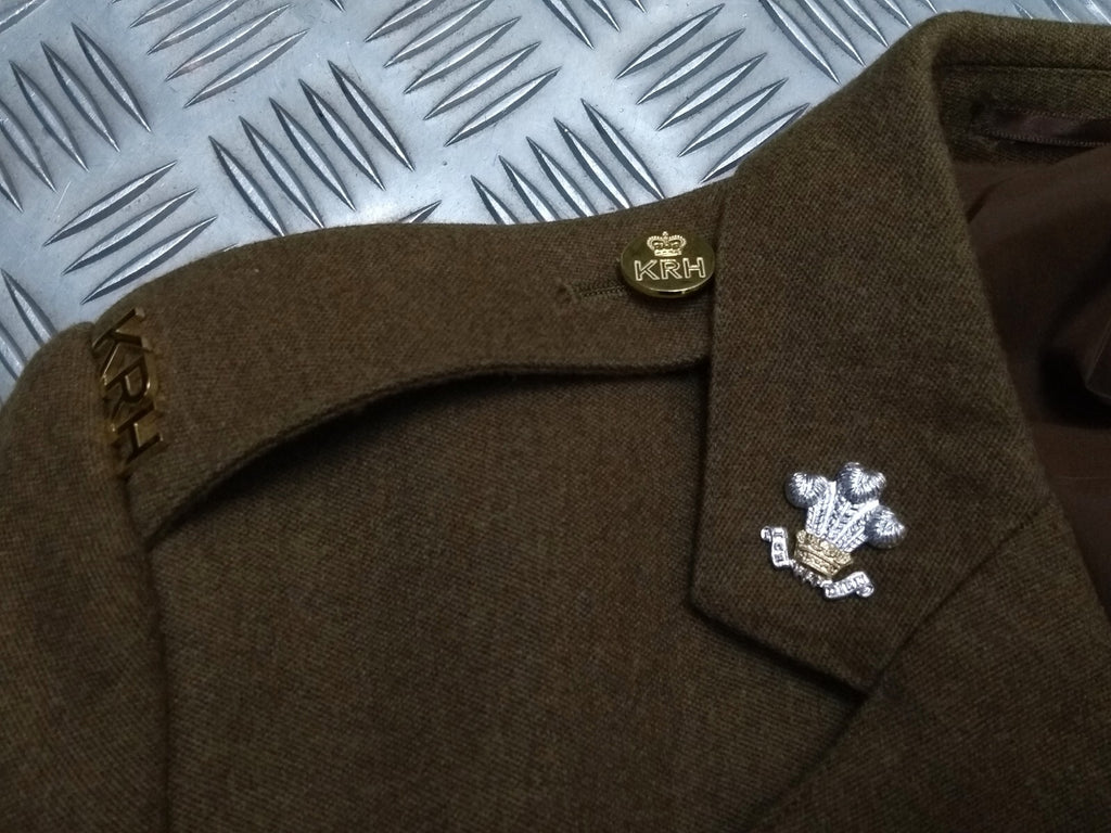 No2 KRH FAD Jacket Fully Buttoned With Insignia & Badges British Army Style