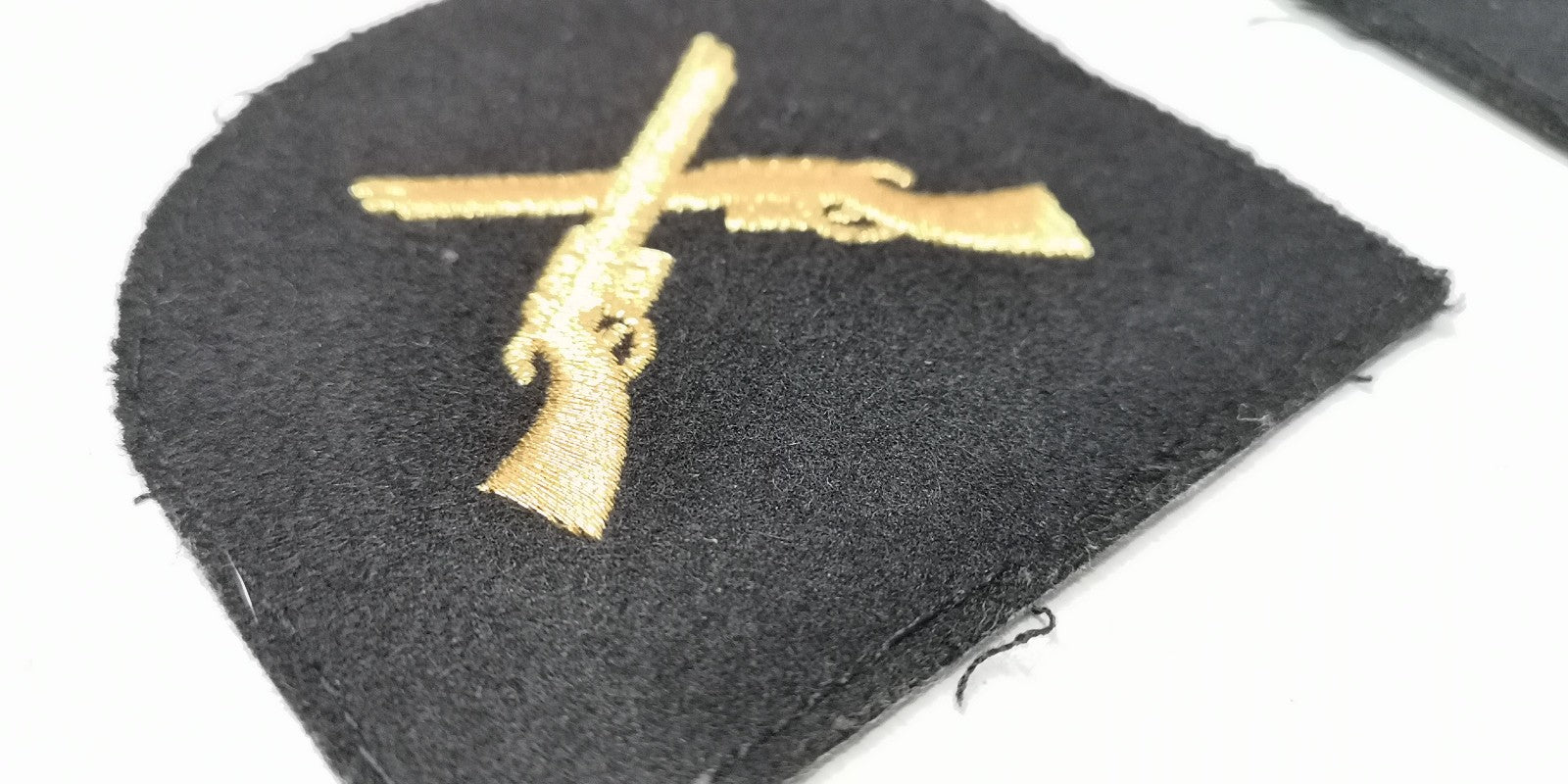 Royal Navy Qualification Cloth Patches Gold/Red on Black set of 7