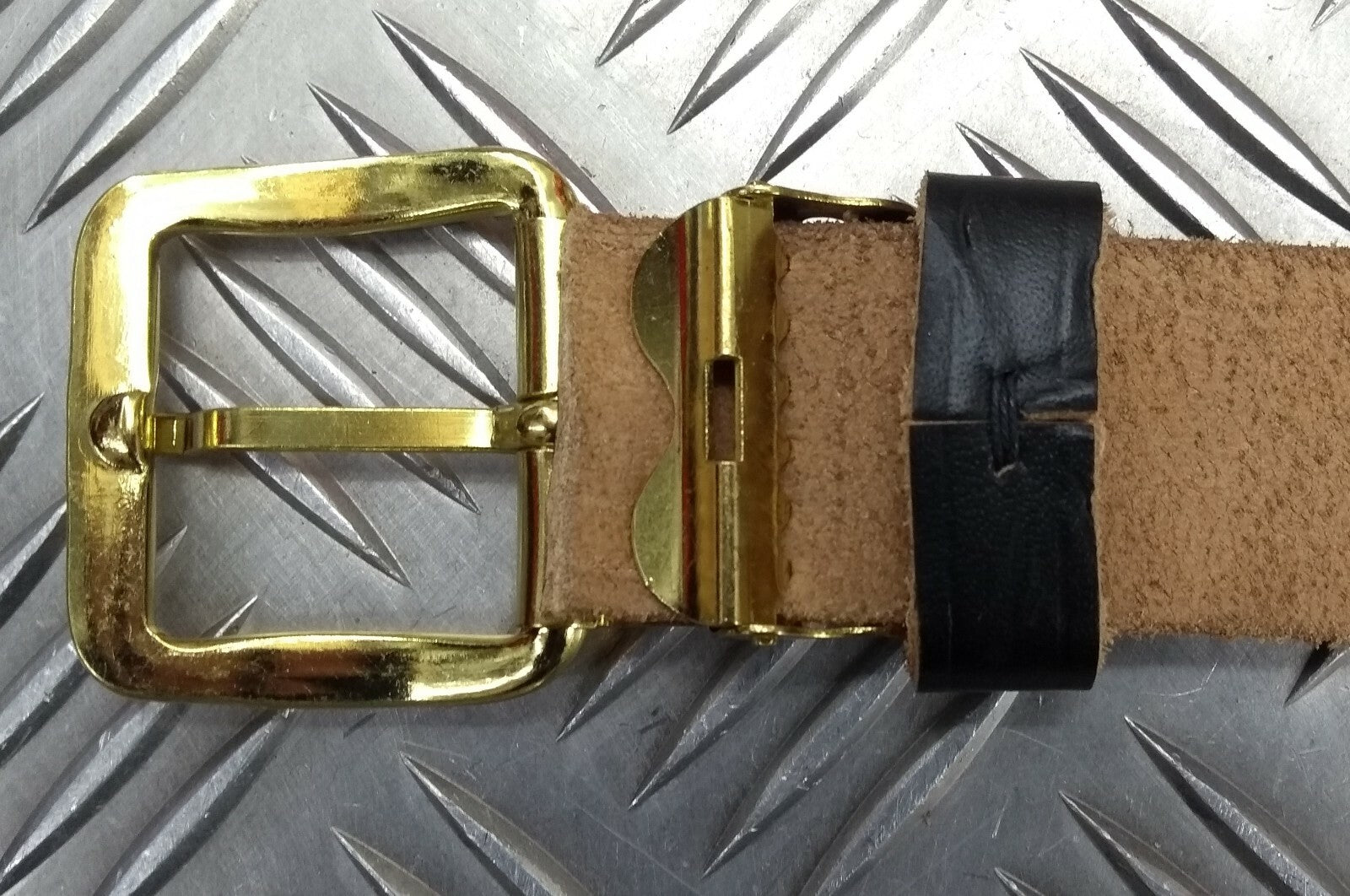 Black Leather 3cm Trouser Belt With Gilt Type Long Bar Buckle 32"