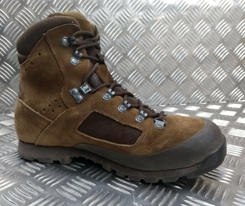 ITURRI Army Style Boots Hi Liability Combat / Patrol Brown Suede