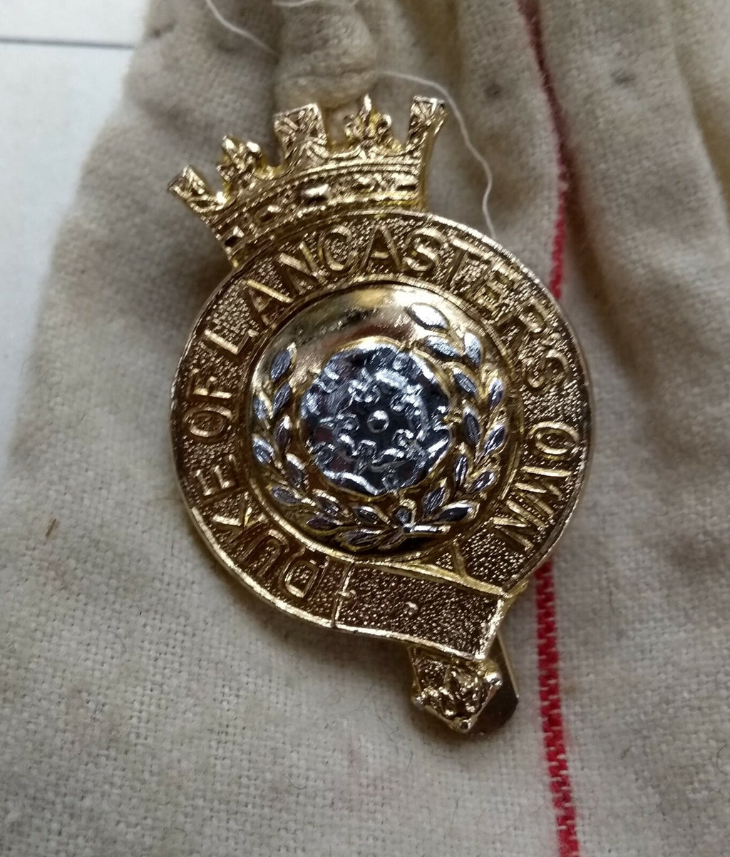 Genuine 1971 Vintage British Army Inspectorate of Stores Metal Badge Sample Card