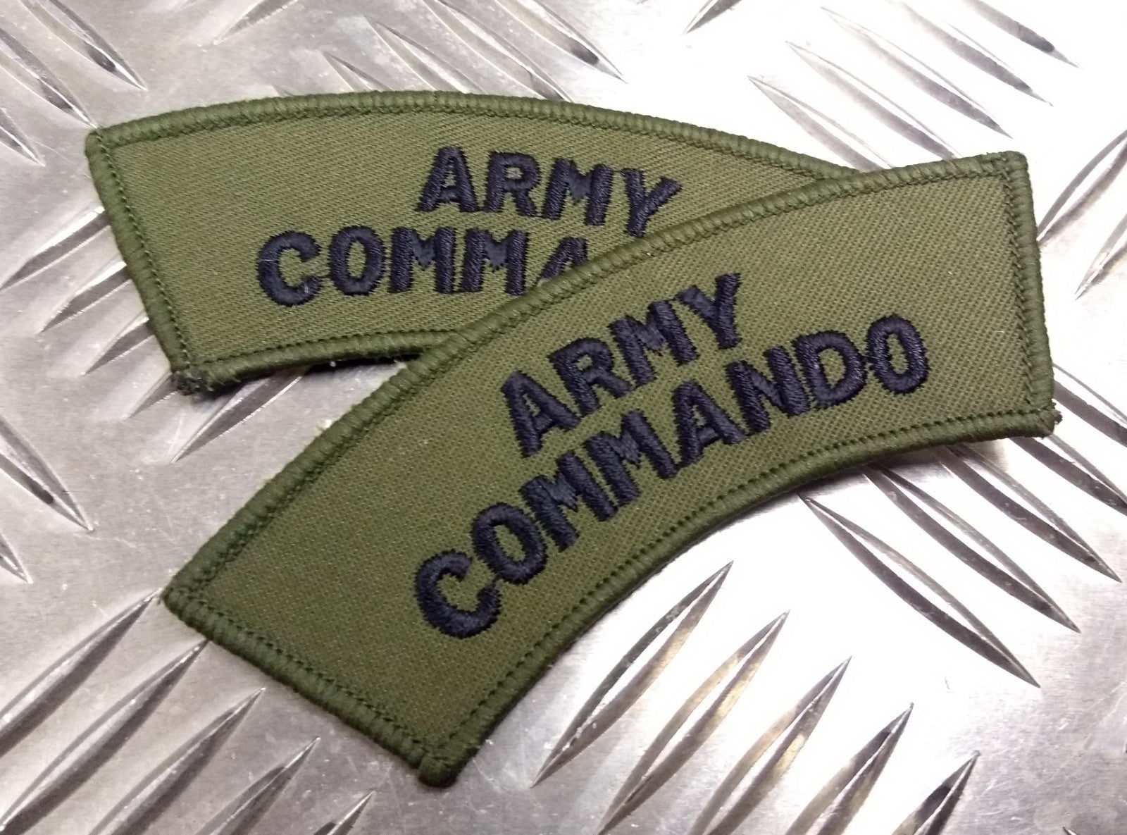 Genuine British 'ARMY COMMANDO' OD X2 Shoulder Patch / Badge- NEW