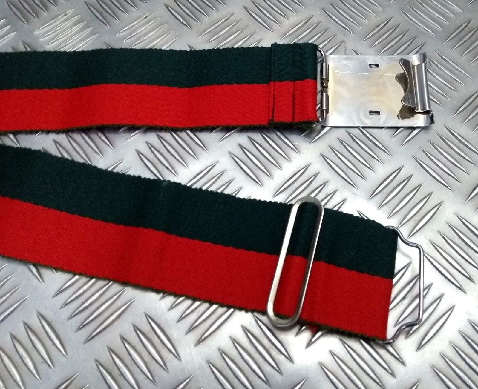 Stable Belt 62mm Red and Green With Chrome Plate Buckle No Max 36"