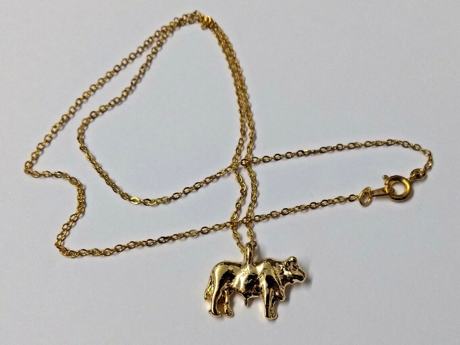 Genuine British Made 18" Fine Chain Gold Coloured Necklace & Bull - NEW