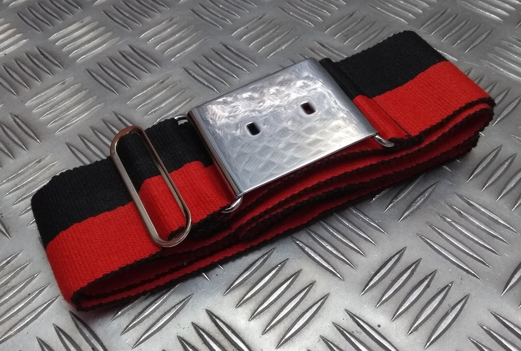 Two Tone Stable Belt Red & Black 62mm With Chrome Plate Buckle No 44"