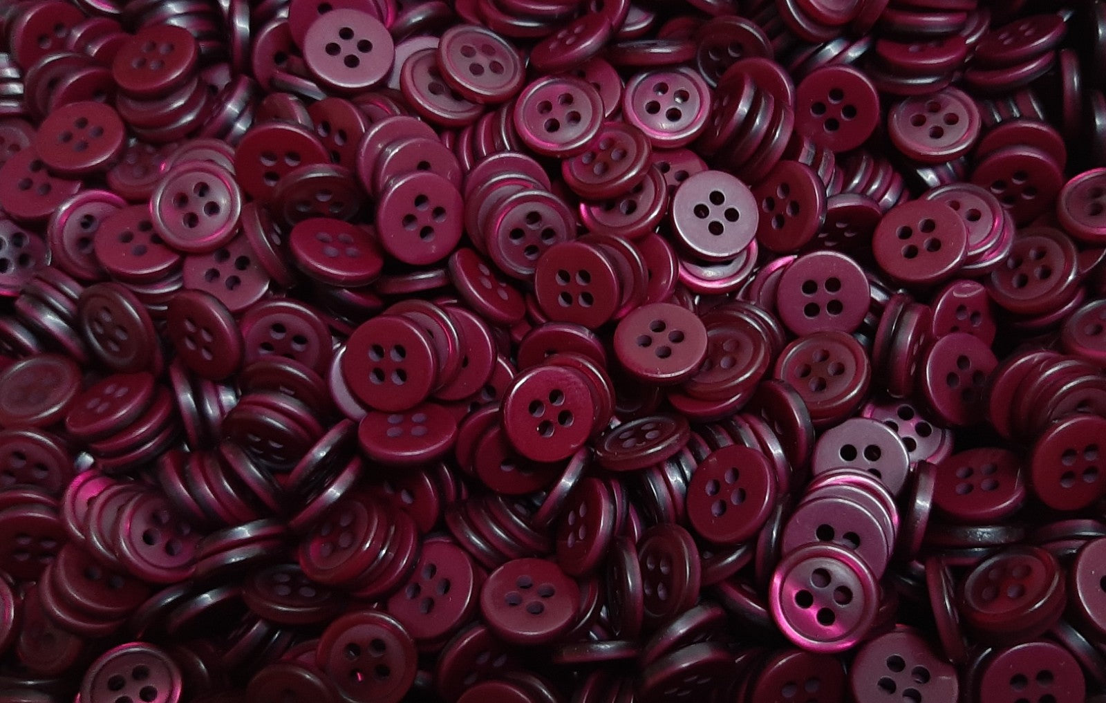 50 Vintage Buttons 4 Hole Shirt / Shank Anchors Pearlesque RED Wine 10.7mm NOS