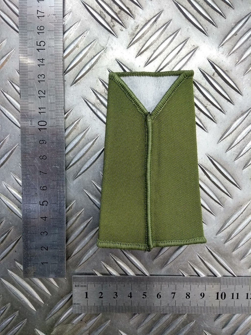 Queen's Gurkha Engineers QGE OD Green Major Rank Slide Epaulette - NEW