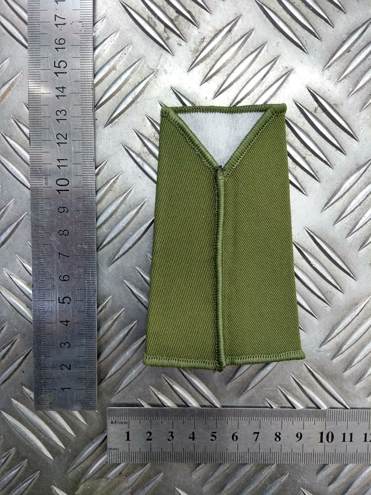 Queen's Gurkha Engineers QGE OD Green Major Rank Slide Epaulette - NEW