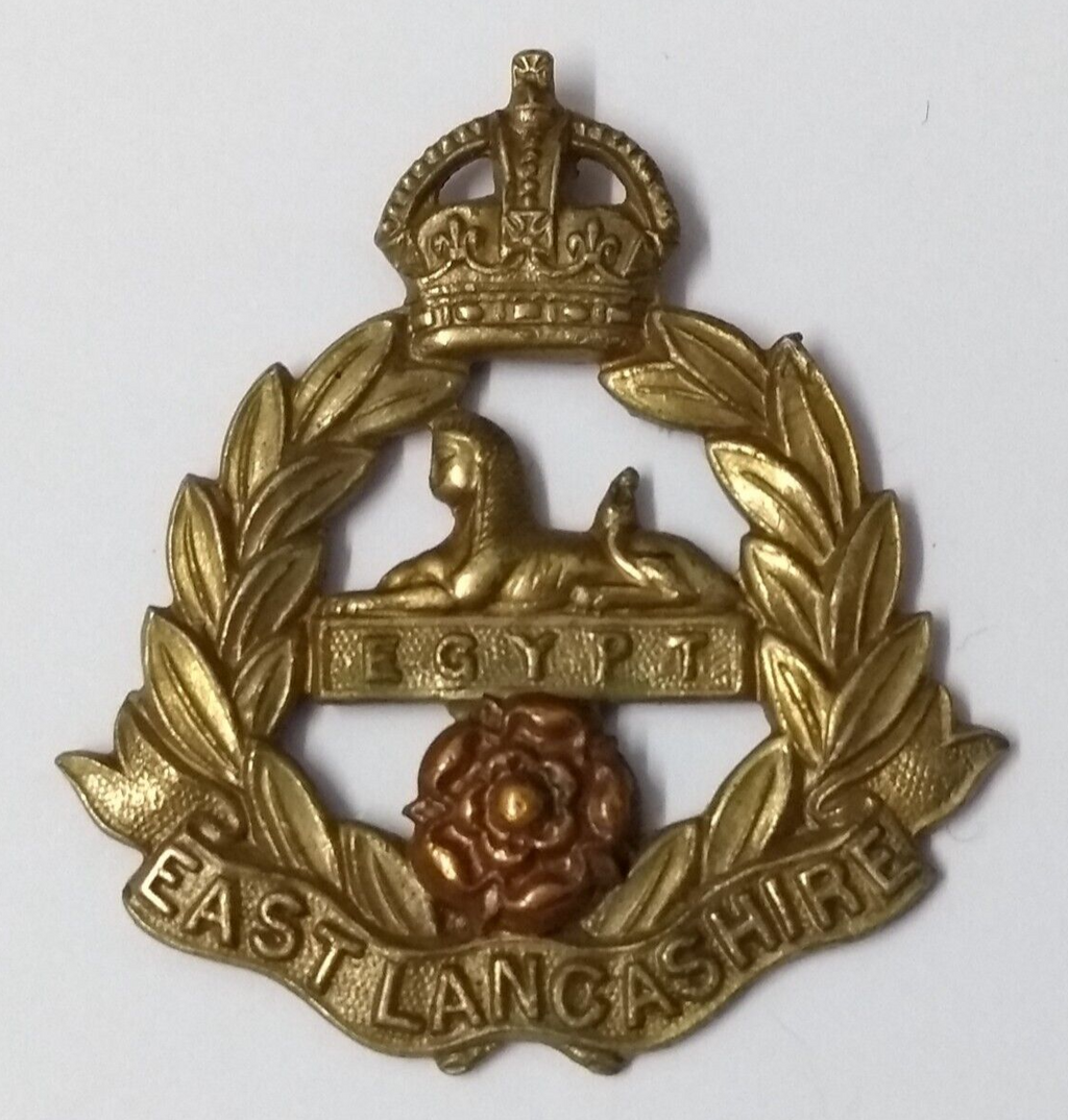 Vintage Kings Crown British Army East Lancashire Regiment Insignia Metal Badge