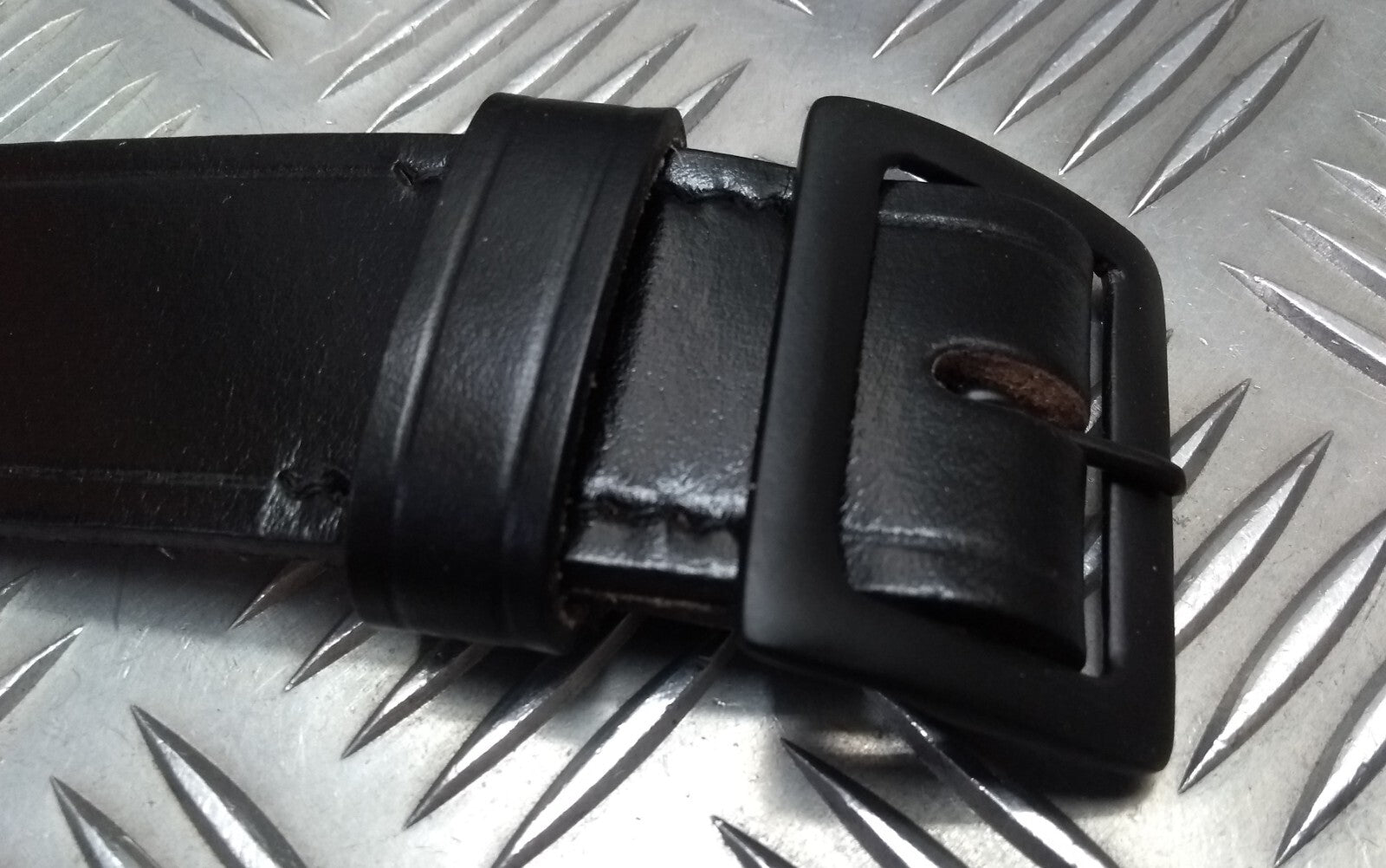Style Leather Belt, Parade With Subdued Buckle NEW