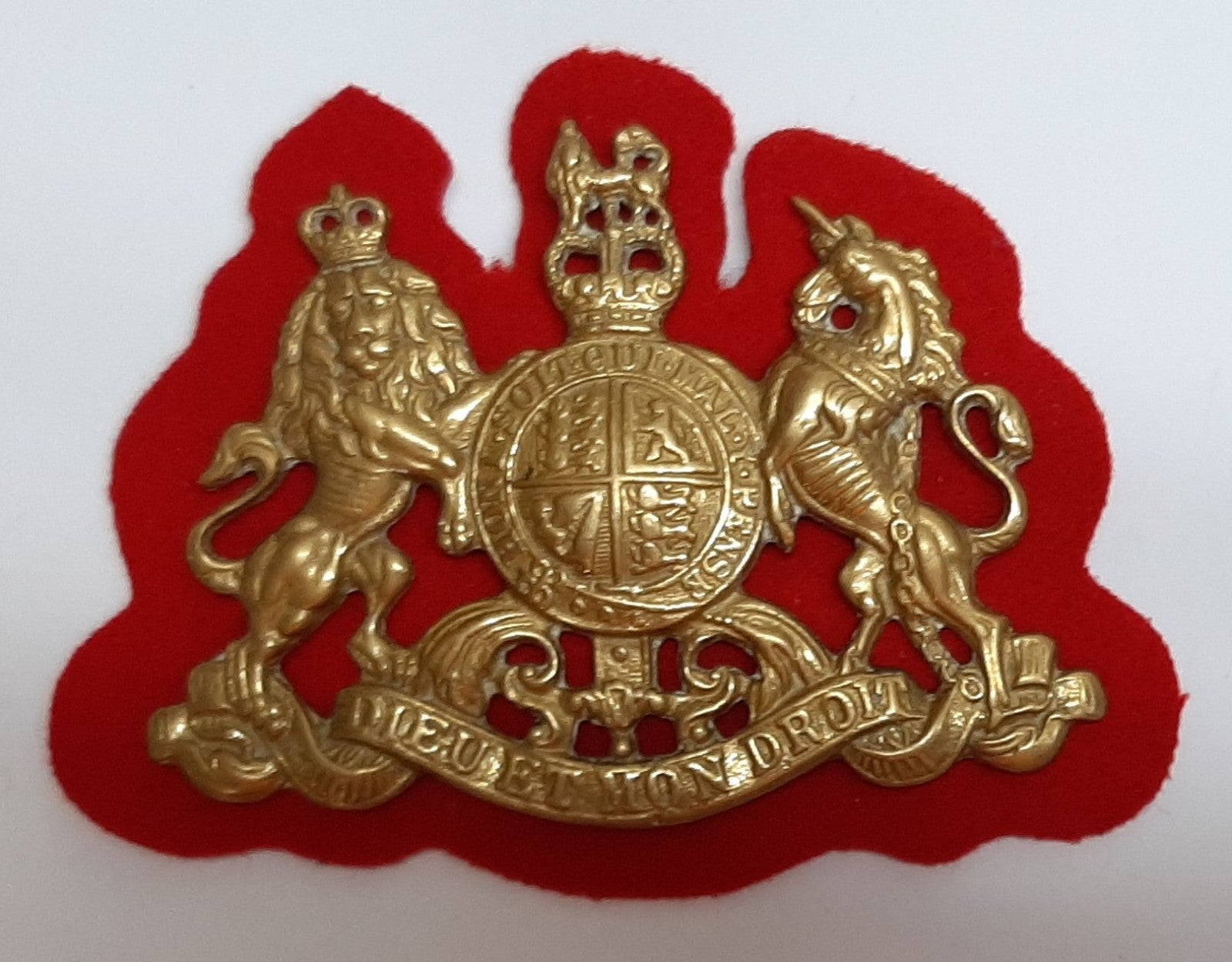 HCav Large Badge Coat of Arms General Service Scarlet Felt