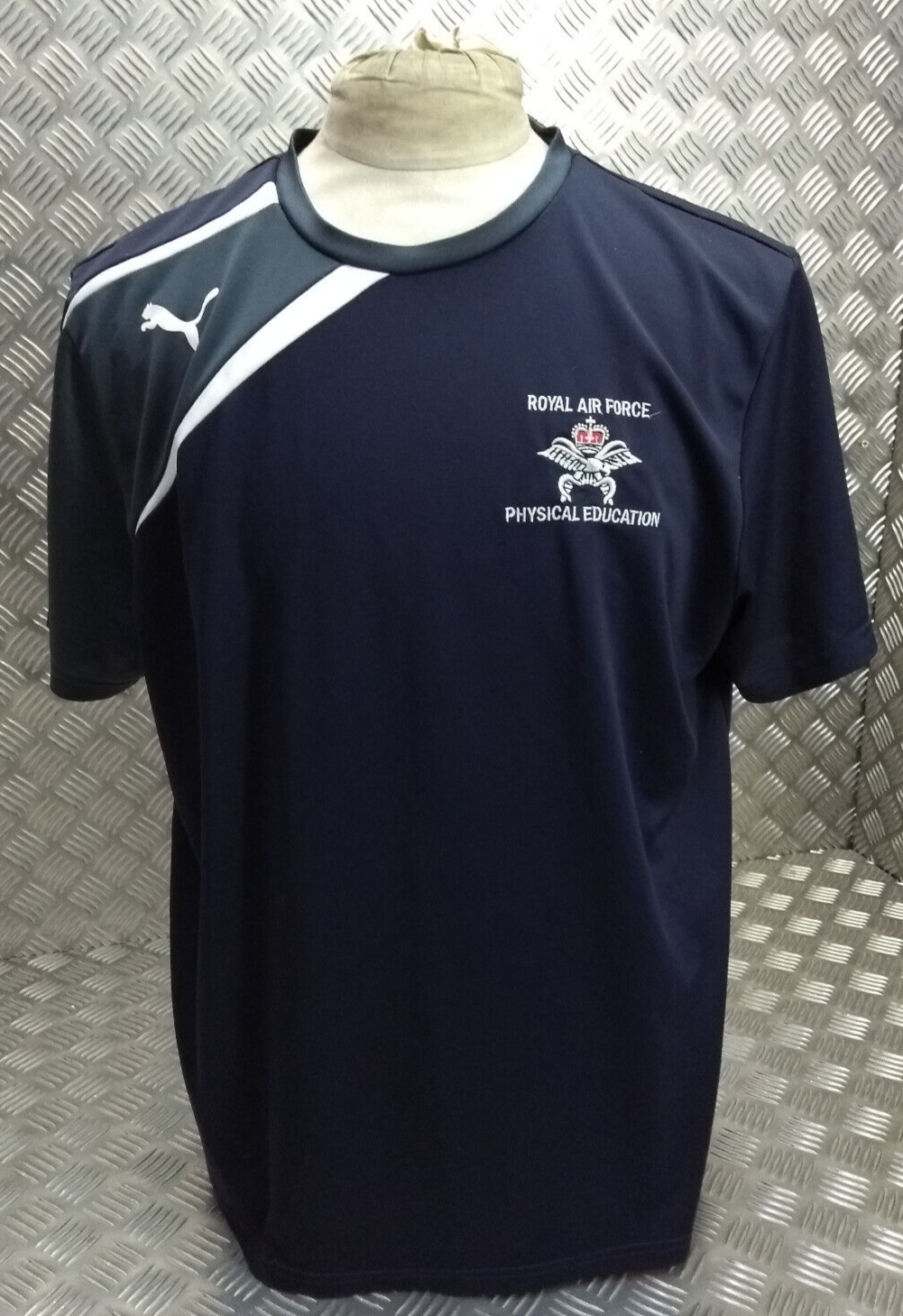 Puma Spirit Training Jersey with RAF Royal Air Force Physical Education Logo XXL