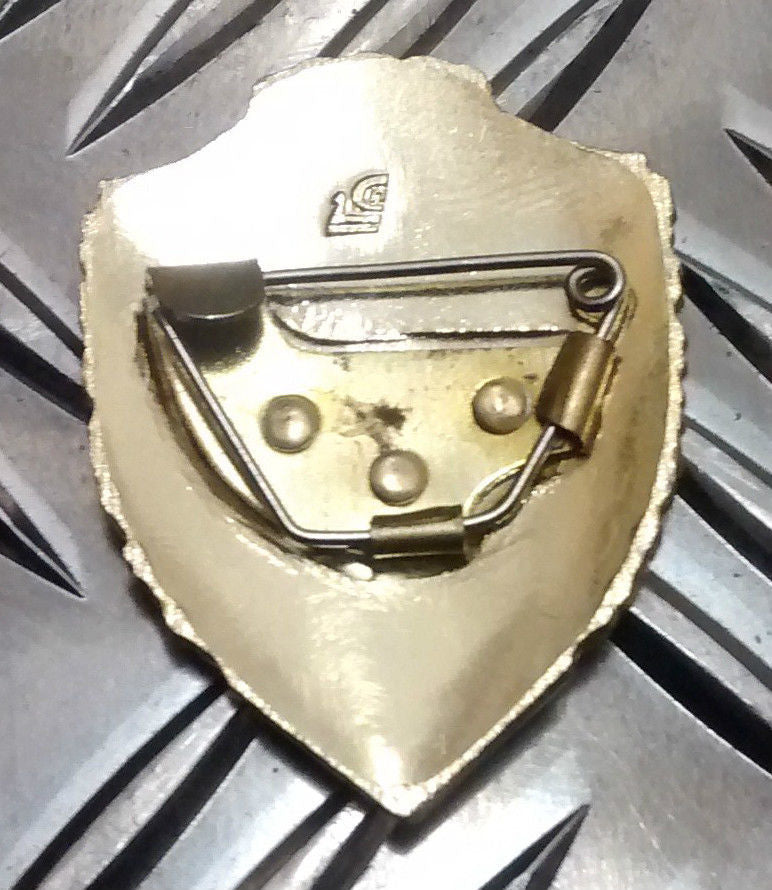 Soviet-era Style Army Shield Emblem Metal Shield Pin Badge Obsolete - NEW