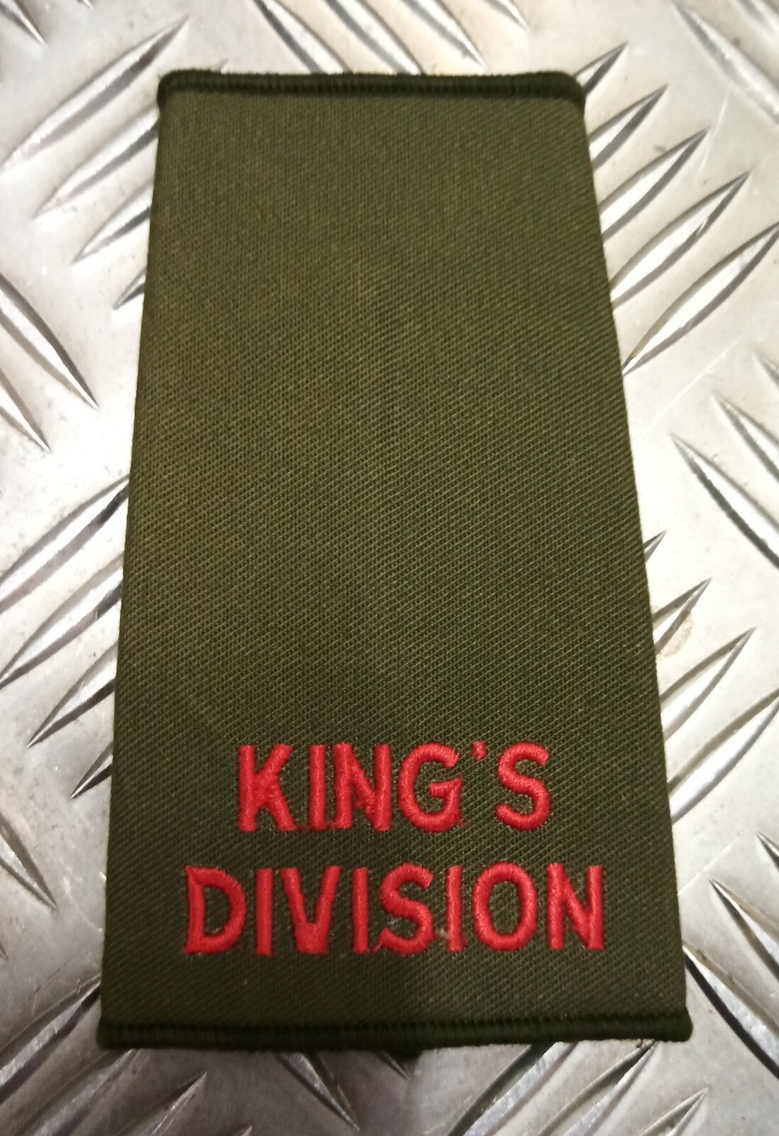Genuine British Army OD Green King's Division Plain Rank Slide / Epaulette