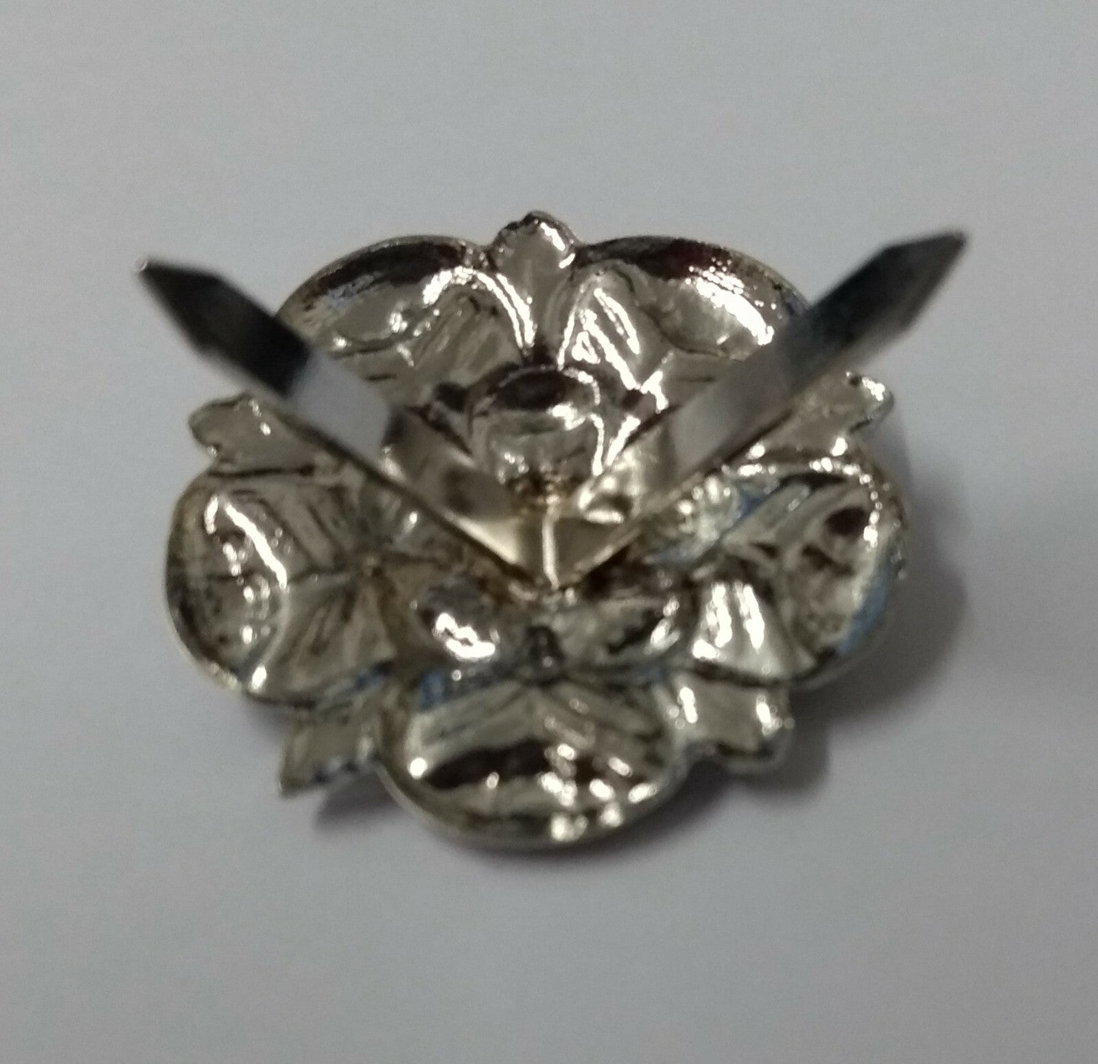 Genuine Vintage British & Security Detail Miniature Rose Prong Top X1
