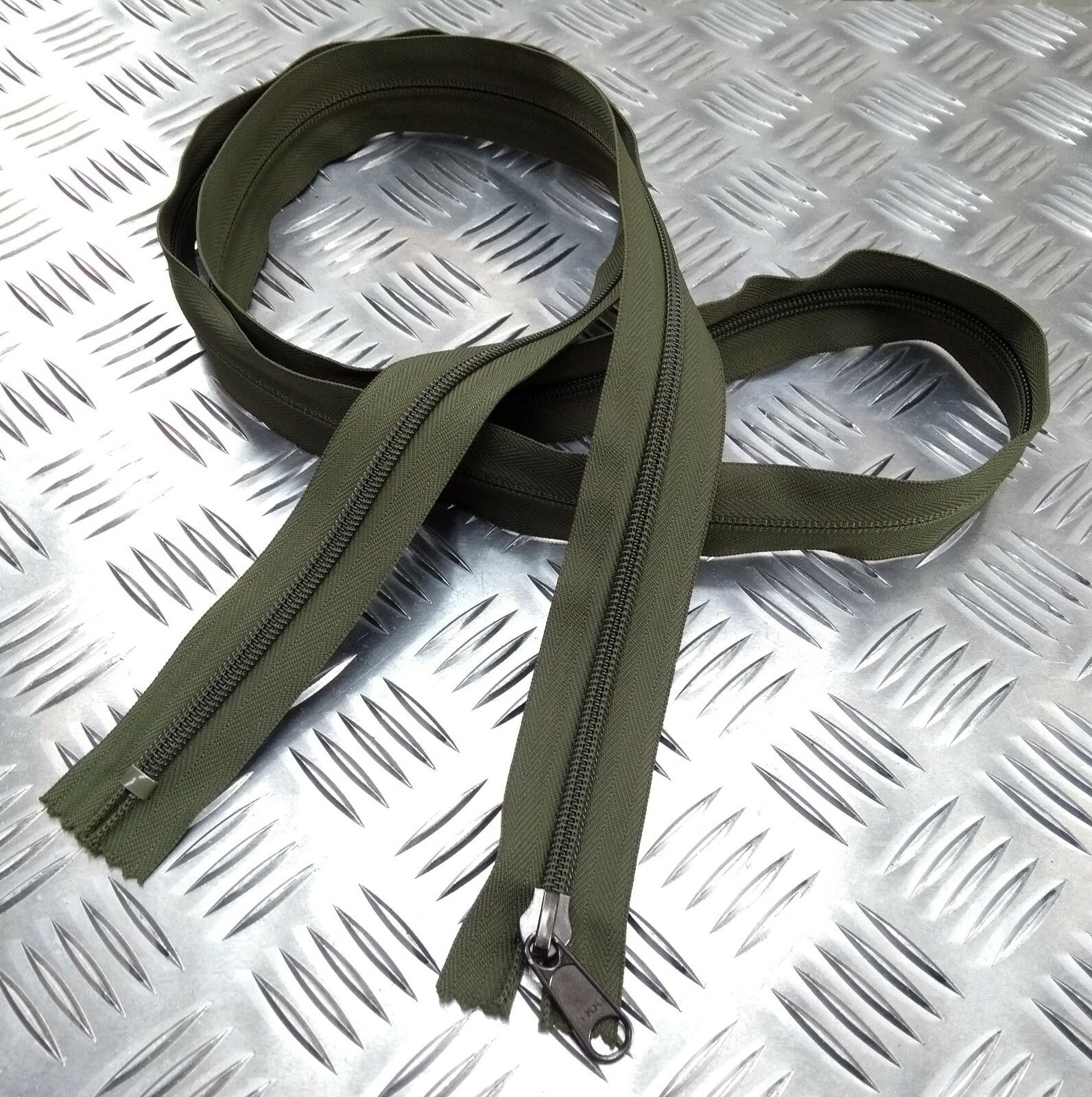 Genuine British YKK 175cm Closed End Green Heavy Duty Zip Zipper