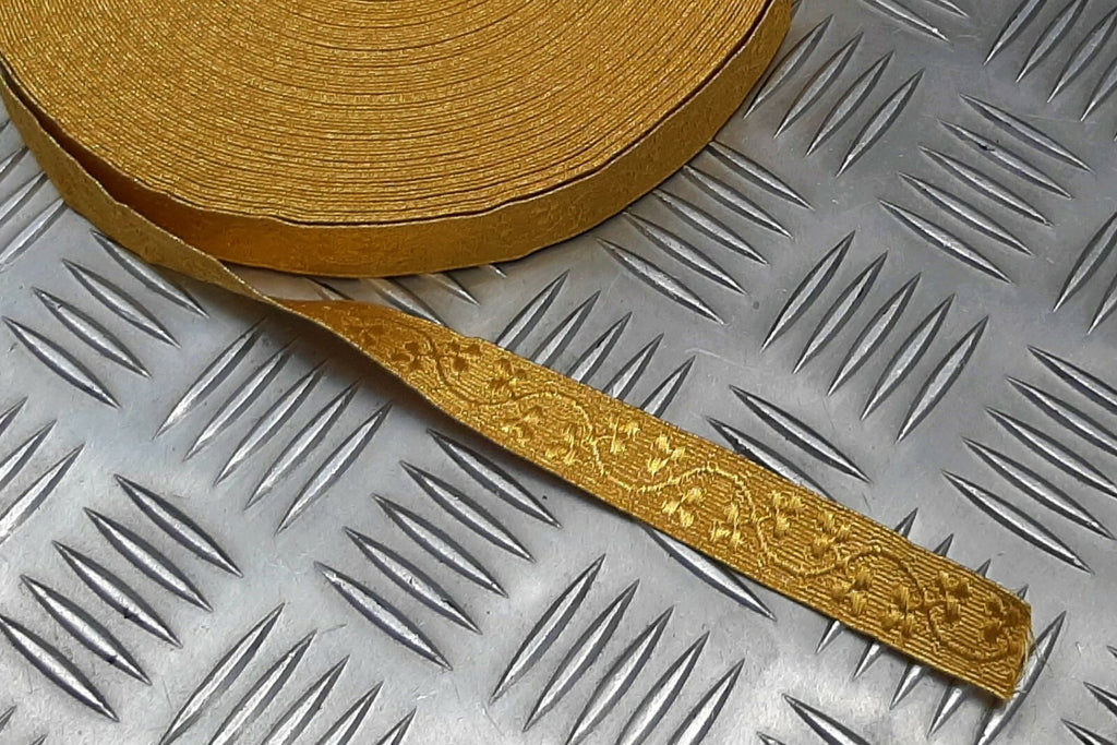 British Made Issue 19mm Gold Mylar Rank Shamrock Lace Braided Tape RC24