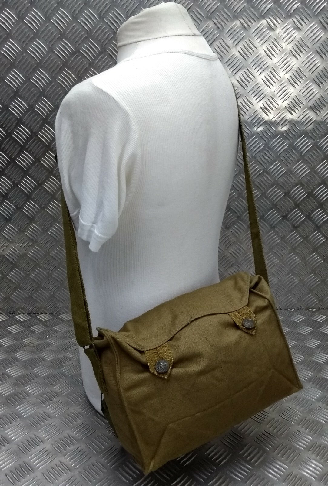 Genuine Army Vintage Gas Bag / Side / Shoulder / Messenger Bag - G1 70s Issue