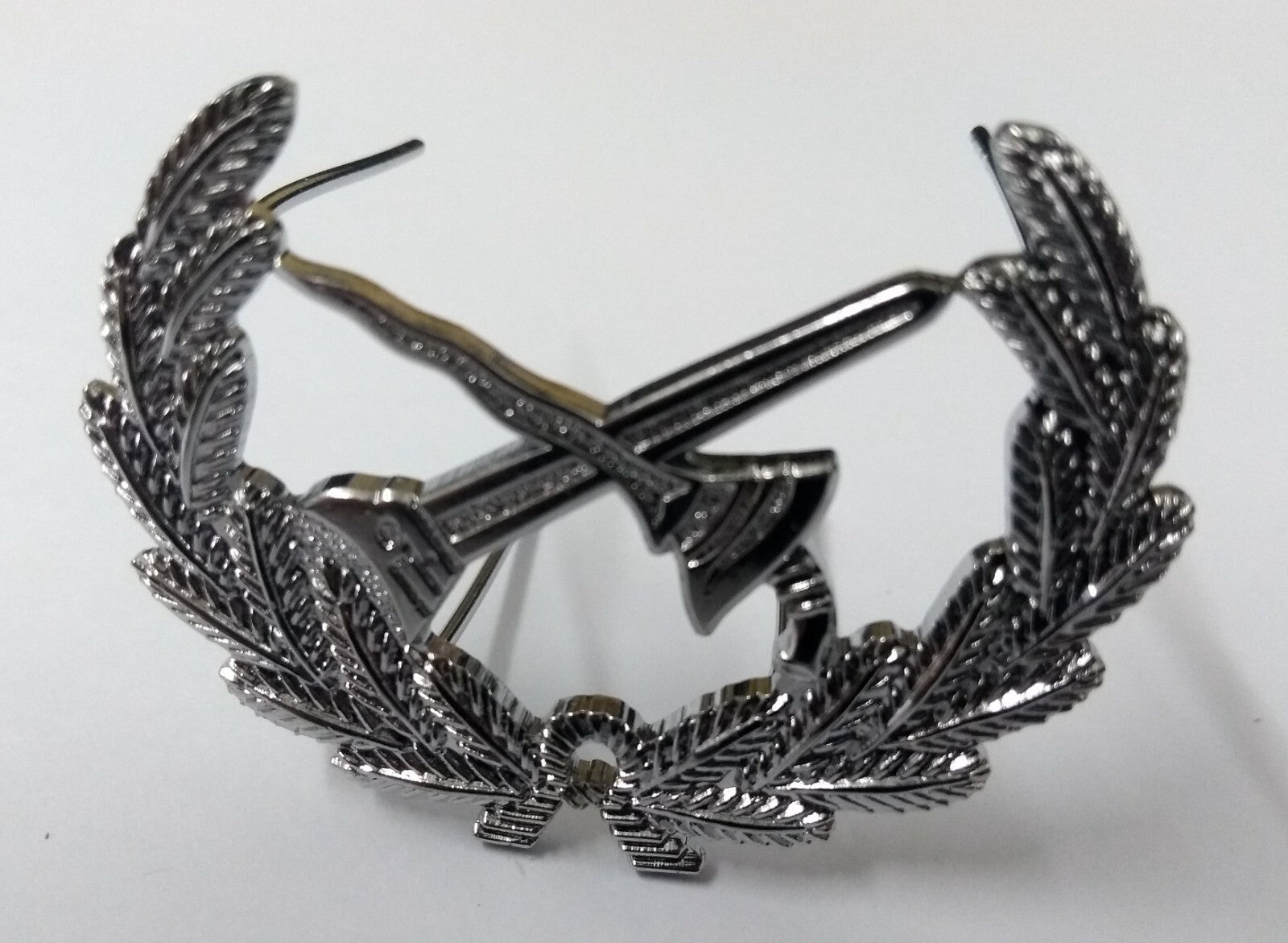 Indonesian Kris Keris Insignia Chrome Hat Badge