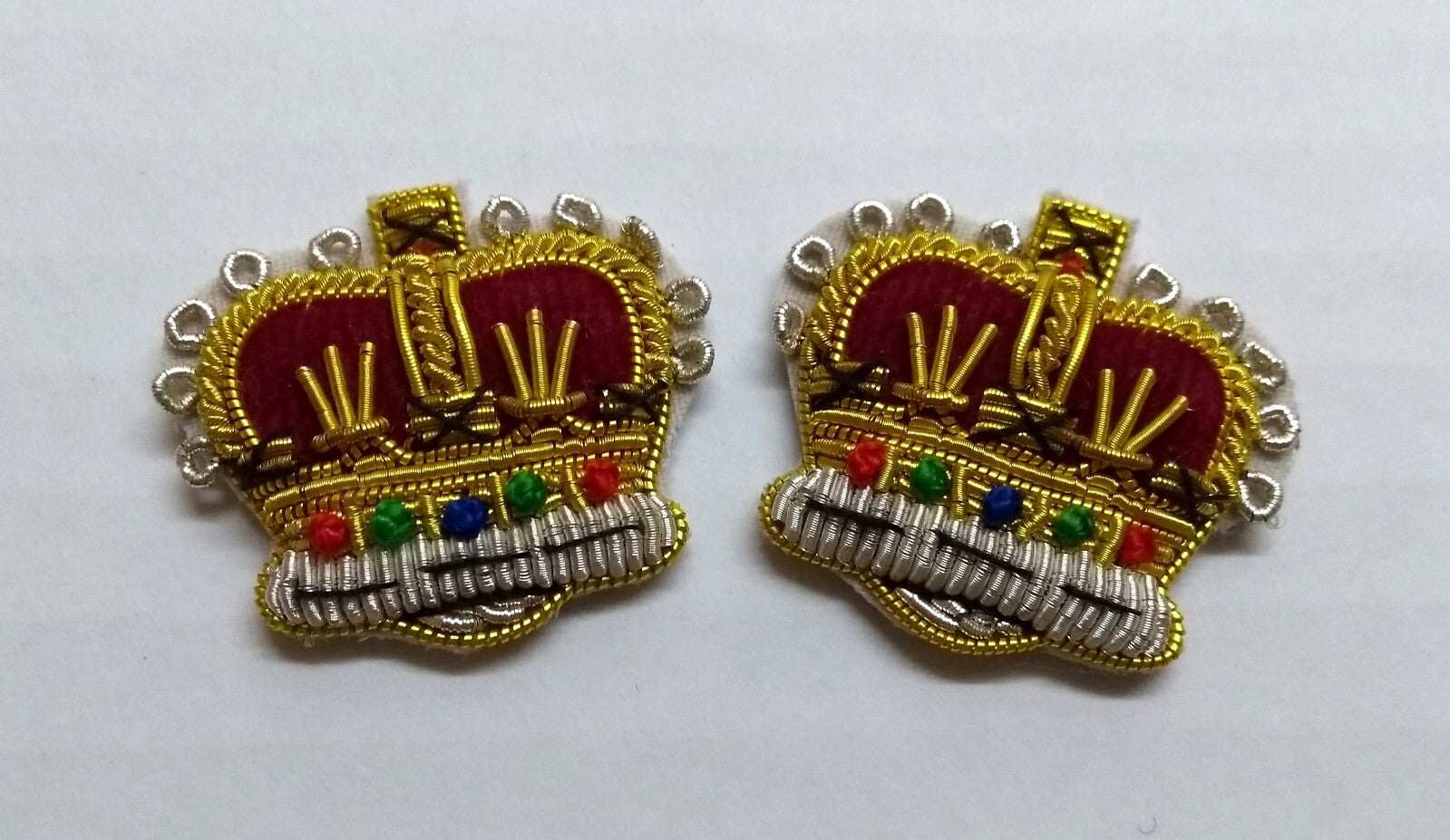 Army Crowns Gold/Silver With Crimson Padding Hand Embroidered Insignia 7/8"