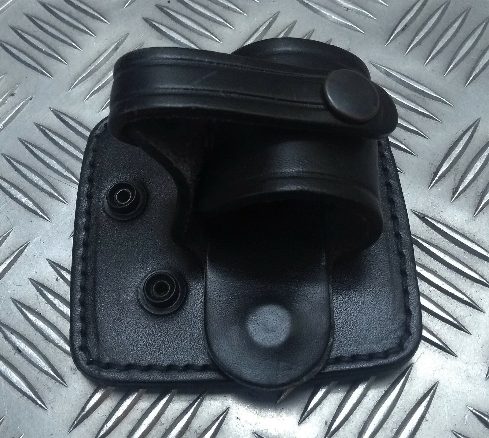 PWL RCL3 SpeedCuff Single Loops 3 Position Swivel, Double Safety Handcuff Holder