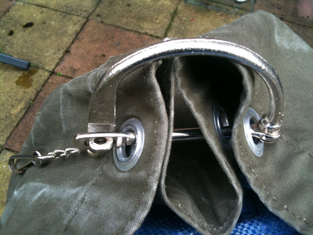 D Ring Lock Kit Bag / Kitbag / Duffle bag / Sandbag Handle / D-ring
