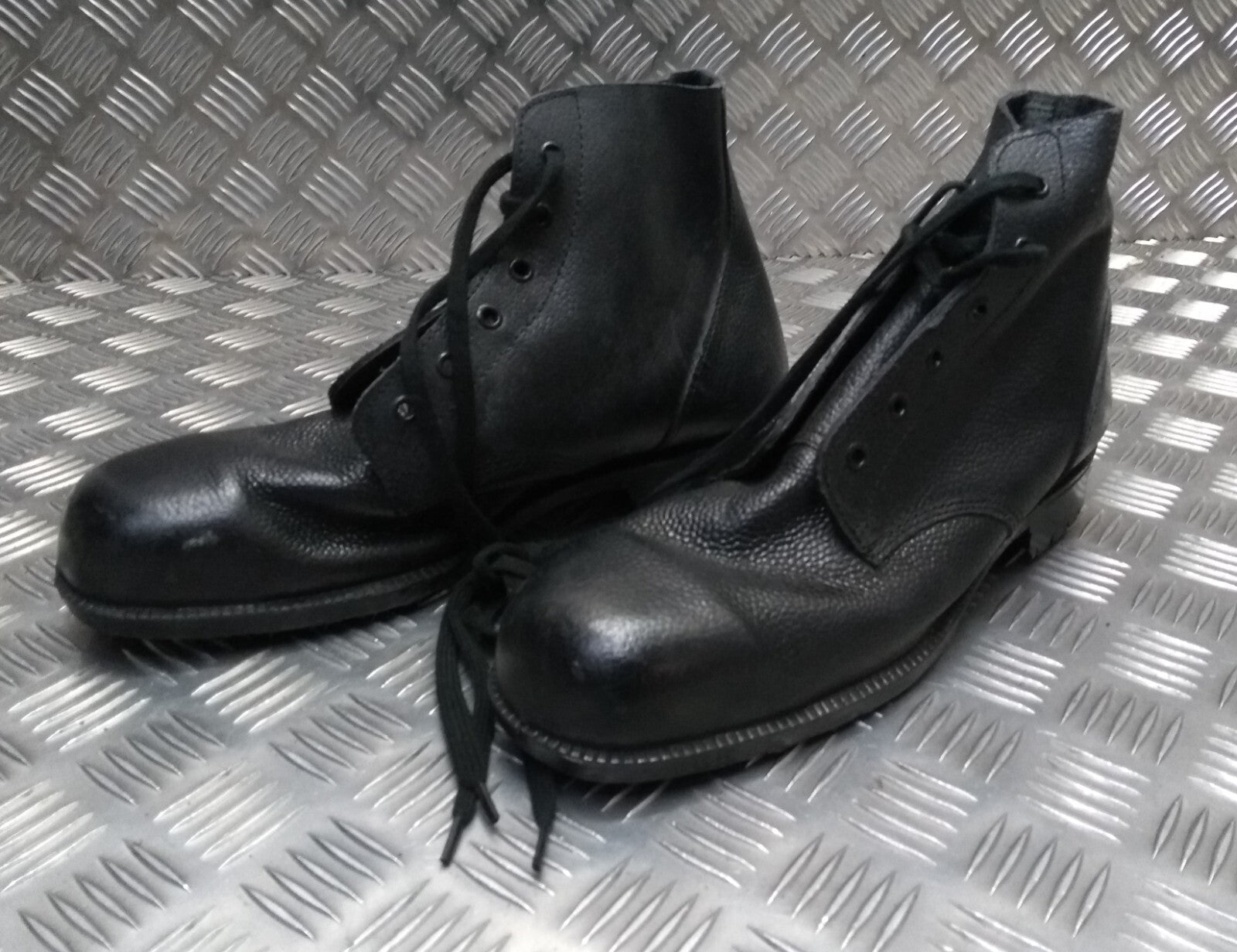 Ankle Boots Safety British Made 6 Eyelet Grain Style TUFF GB Britton