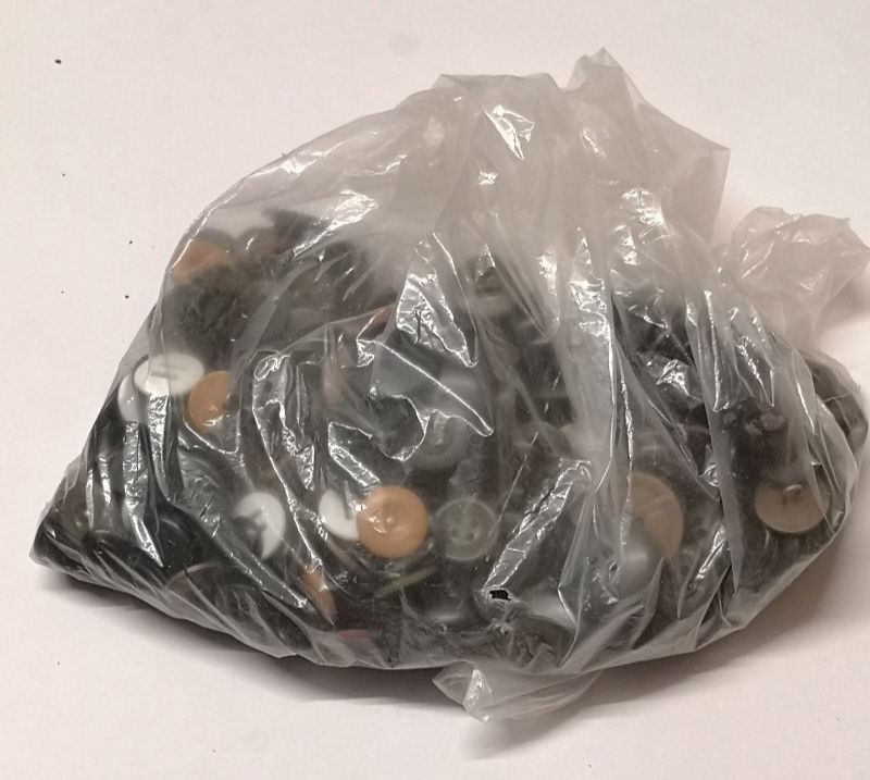 Vintage Style Unsorted Mixed Styles, Sizes & Colours Buttons 500g Lot#30