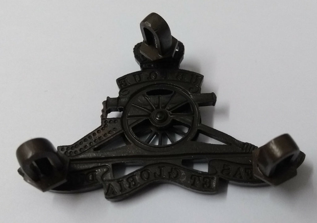 Genuine British Army No2 RA Royal Artillery Bronzed Insignia Pouch Badge