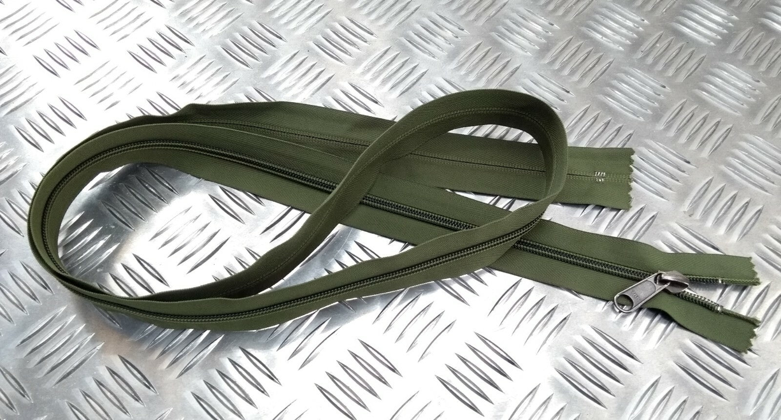Genuine British YKK 152cm Closed End Green Heavy Duty Zip Zipper