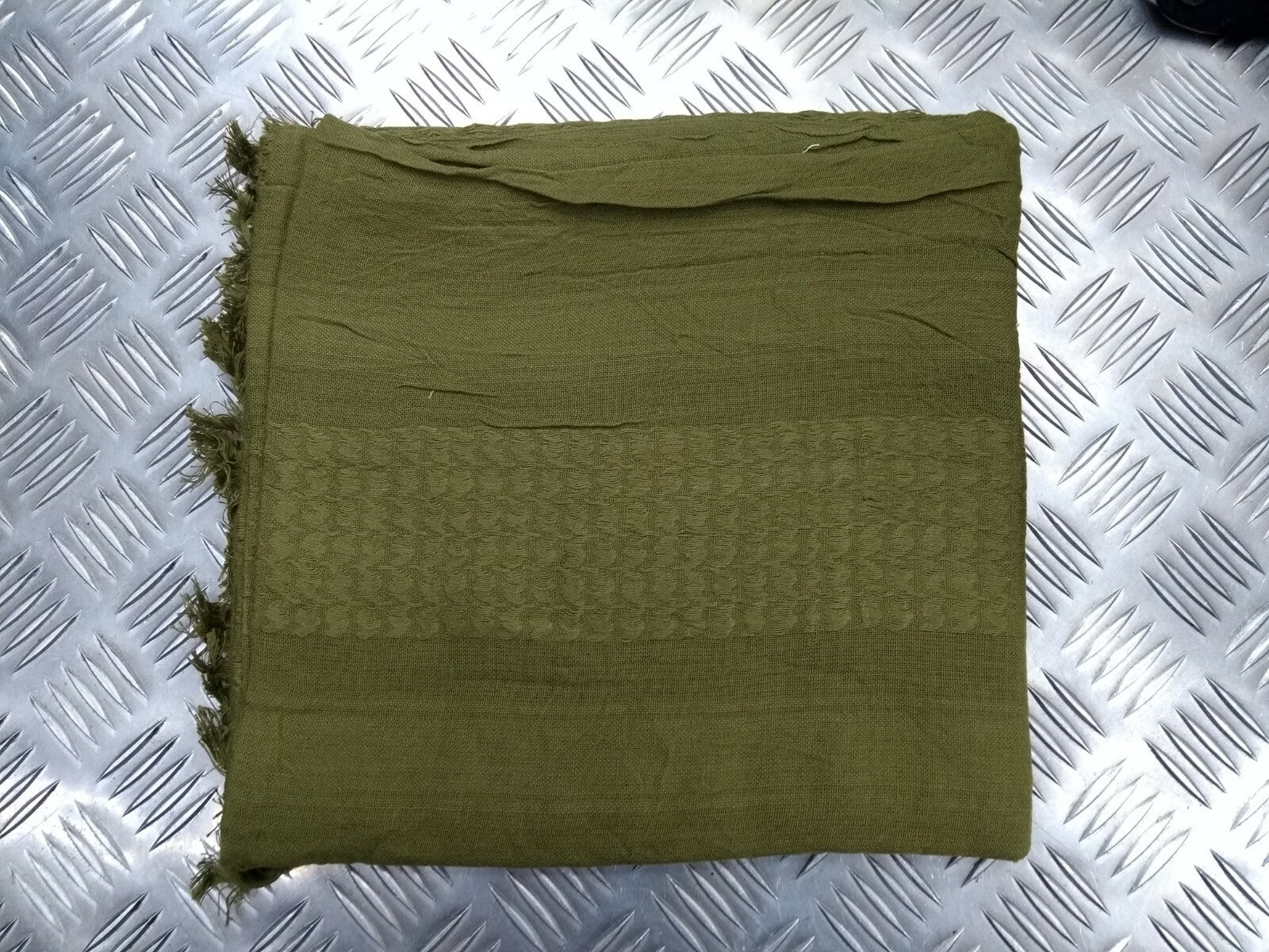 100% Cotton Shemagh / Arab Scarf / Pashmina / Wrap / Sarong. Green - NEW