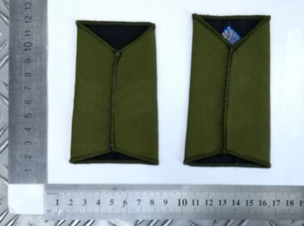 Royal Signals Green & Blue Rank Slides / Epaulettes