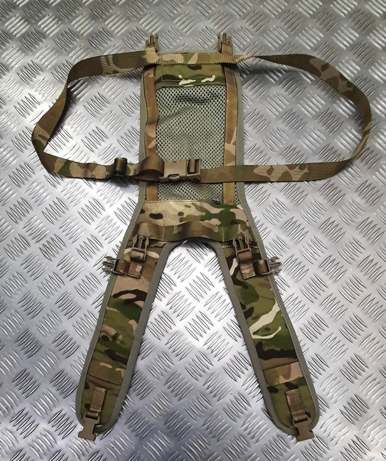 British MTP Rucksack Yoke Pouch Side IRR MultiCam Pattern - NEW