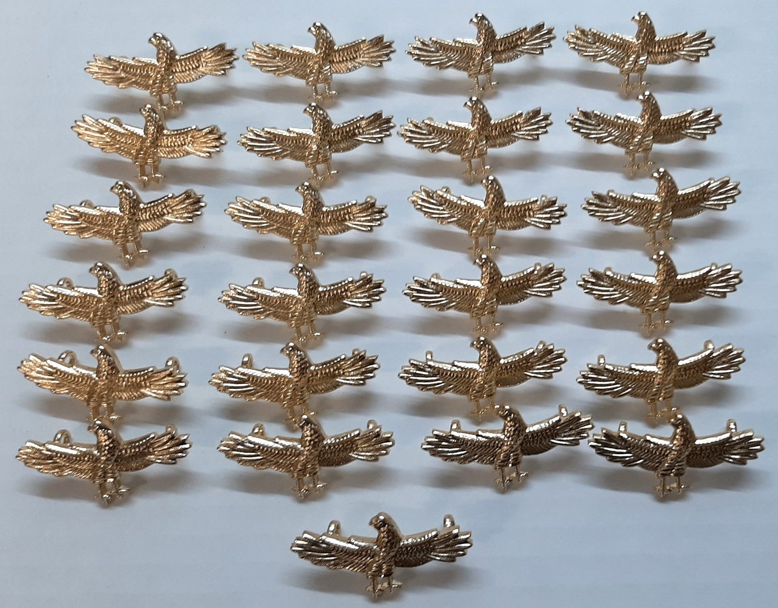 25 RAF Royal Air Force Badges Detailed Air Force Insignia with Spit Pin Fixing Job Lot