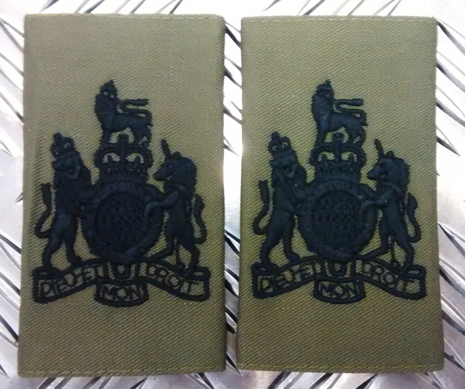 Genuine British OD WARRANT OFFICER Rank Slides / Epaulettes- Brand NEW