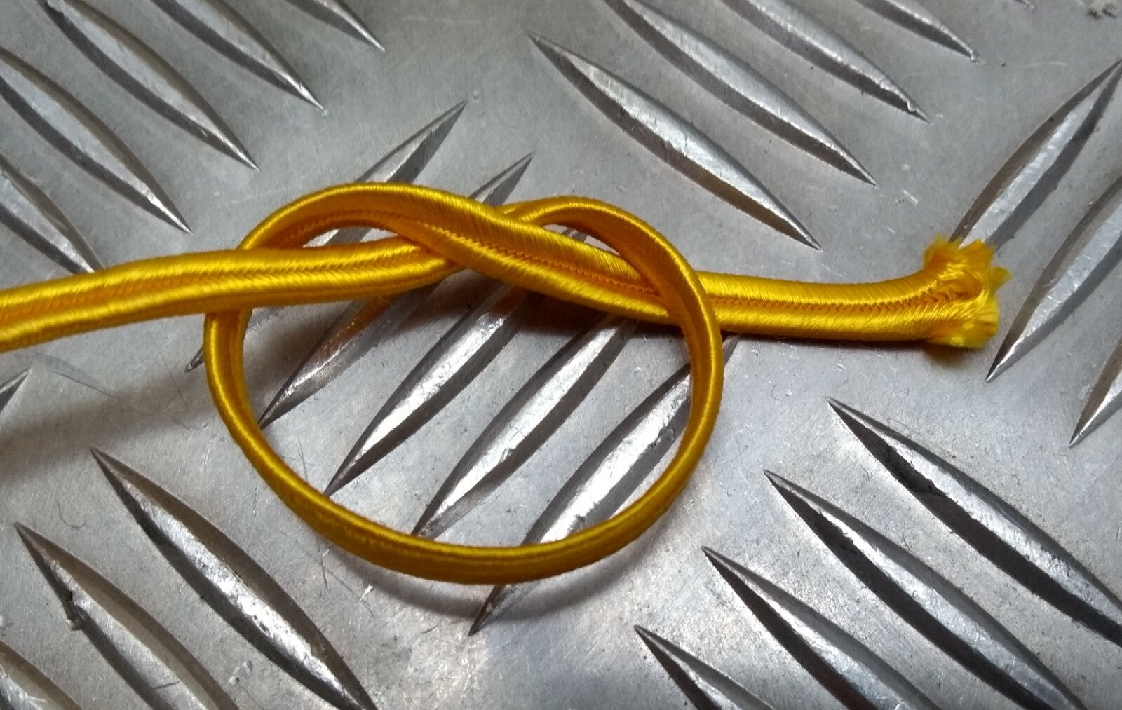 Genuine British Made Issue Russia Yellow Metallic Cord 100 Metres
