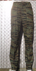Tiger Camouflage Military Style Combat / Cargo Trousers Size 28"-32" - NEW