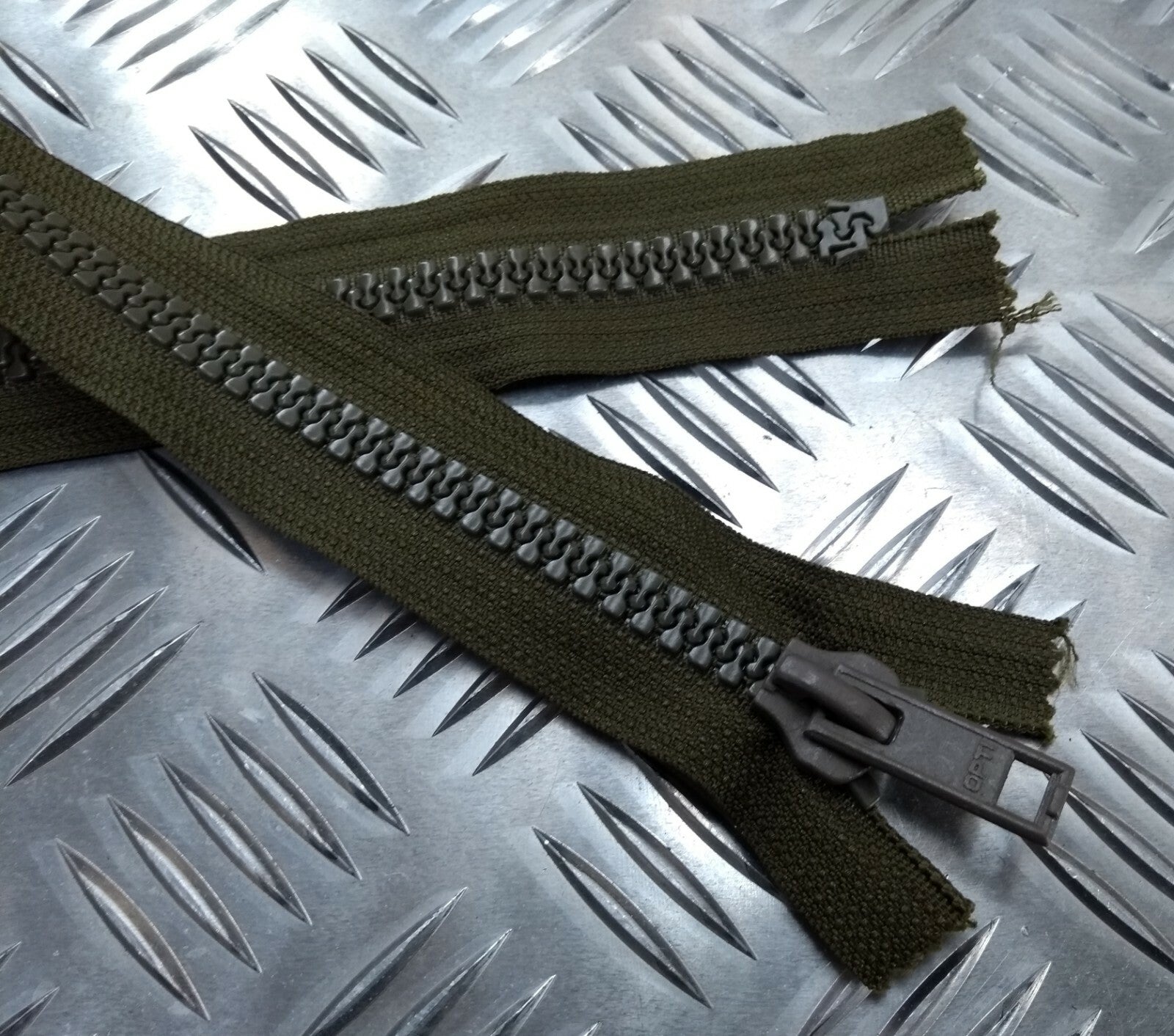 139cm Closed End Green Heavy Duty Zip Zipper