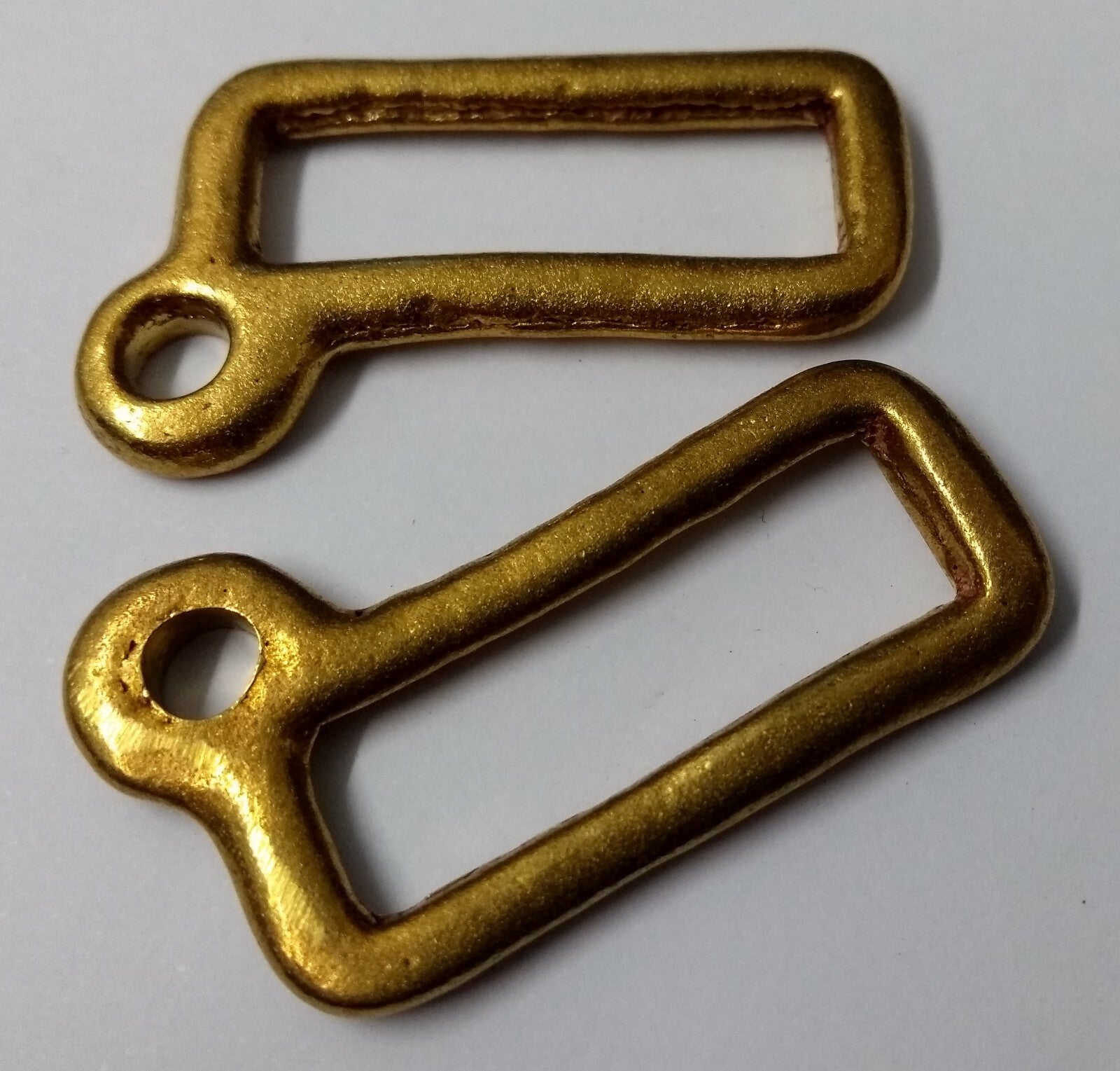 Genuine Vintage British 30mm Brass Looped Belt Stay / Hanger X2 STD64
