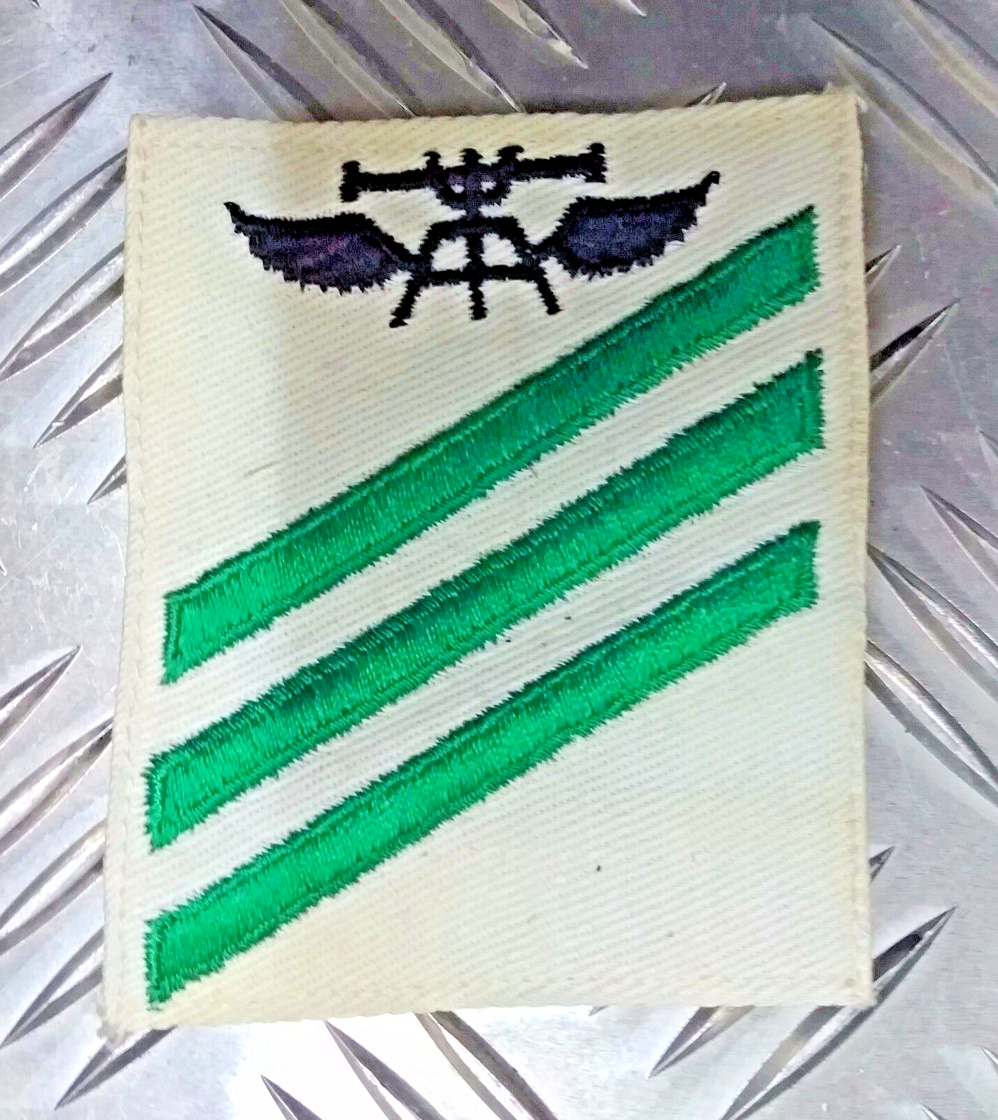 USN Aviation Fire Controlman Tecnician E-3 Ranks Patch Green Hashes / Bars