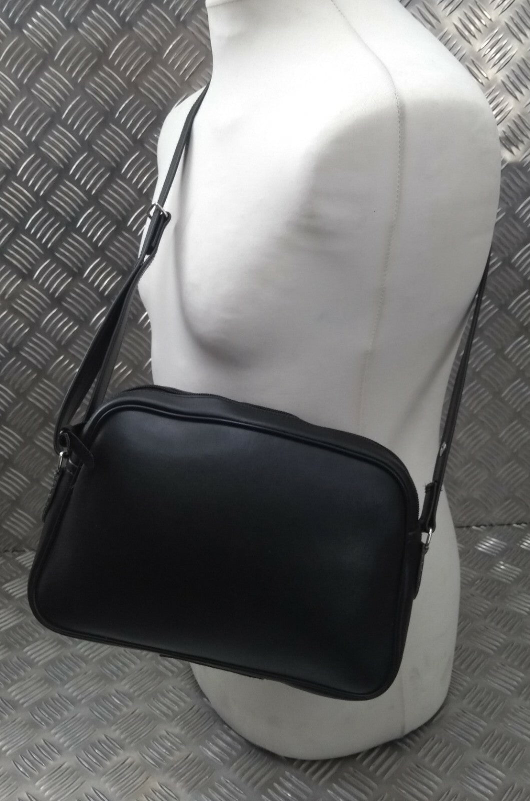 WRAF / RAF Royal Air Force Genuine British RAF / Royal Navy Issue Handbag Female Shoulder Bag Black