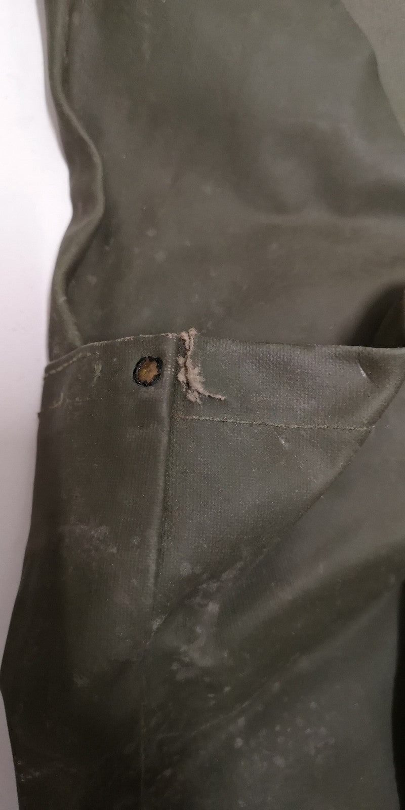 Vintage Army Issue Heavy-duty Backpacks x4 & Belts x4 Heavy Wear with Defects