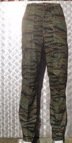Tiger Camouflage Military Style Combat / Cargo Trousers Size 38"-42" - NEW