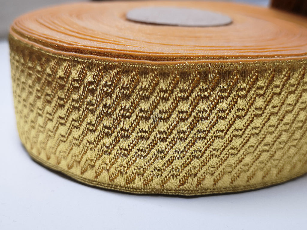Gold Metallised Polyester Bias & Stand Pattern Lace 38mm wide
