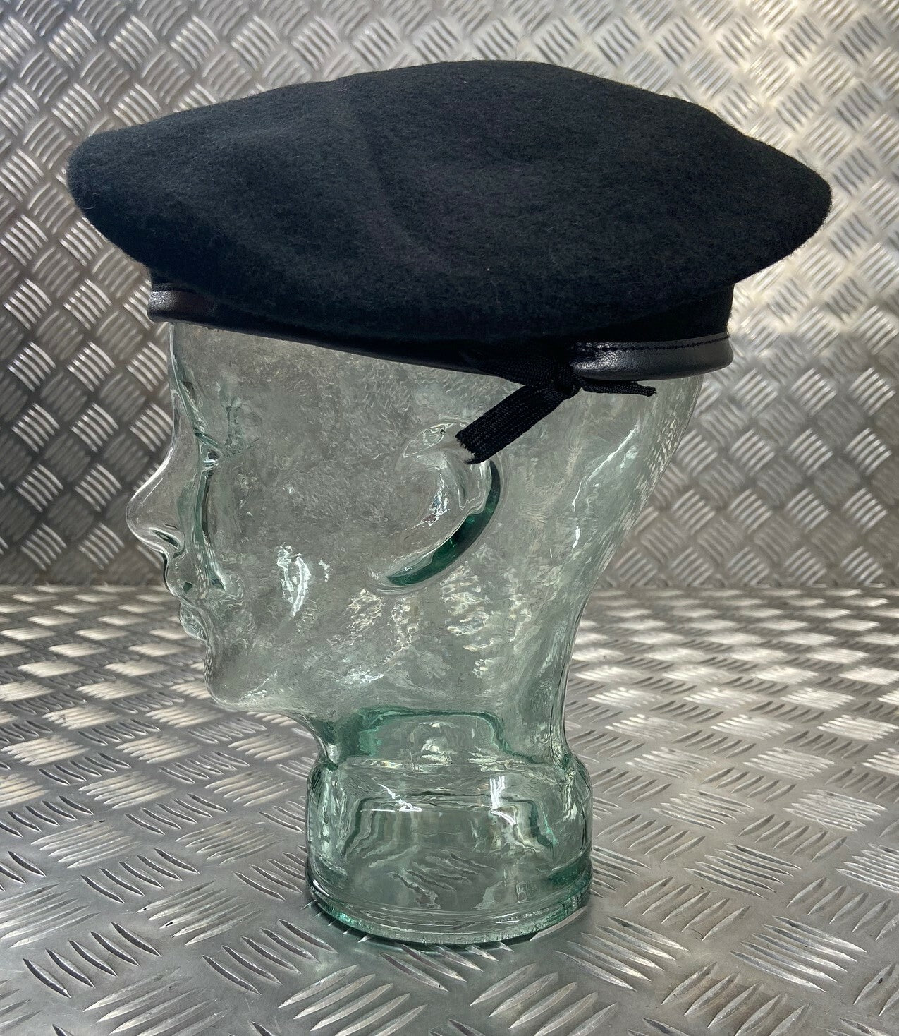 British Beret Compton Webb England Black Lined Wool Leather Edge 6 3/4